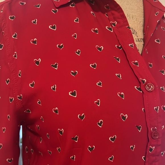 beachlunchlounge Tops - Beachlunchlounge Collection longsleeve button down red heart polka dot shirt S